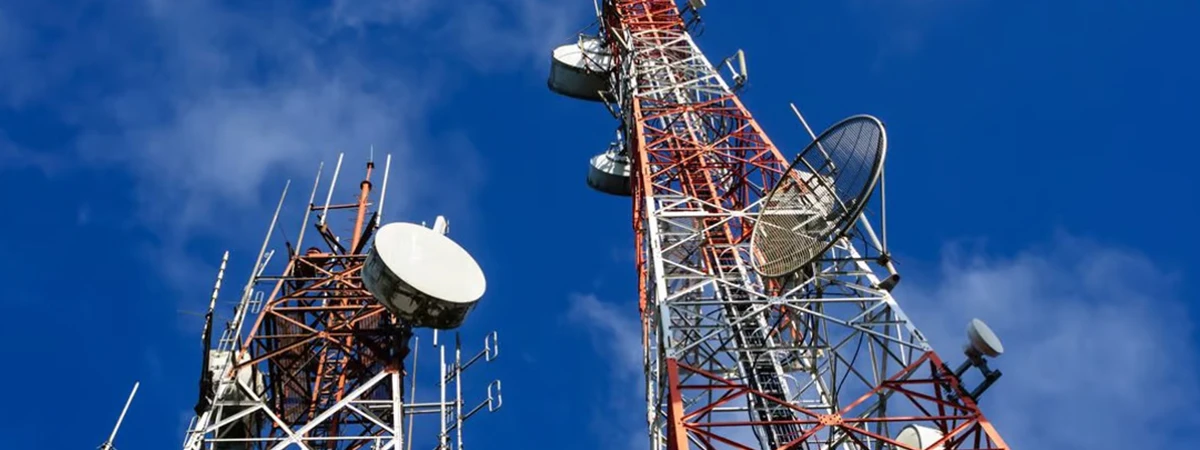 Hero Image for Zero-Downtime API Migration from MuleSoft to Kong for Helios Towers